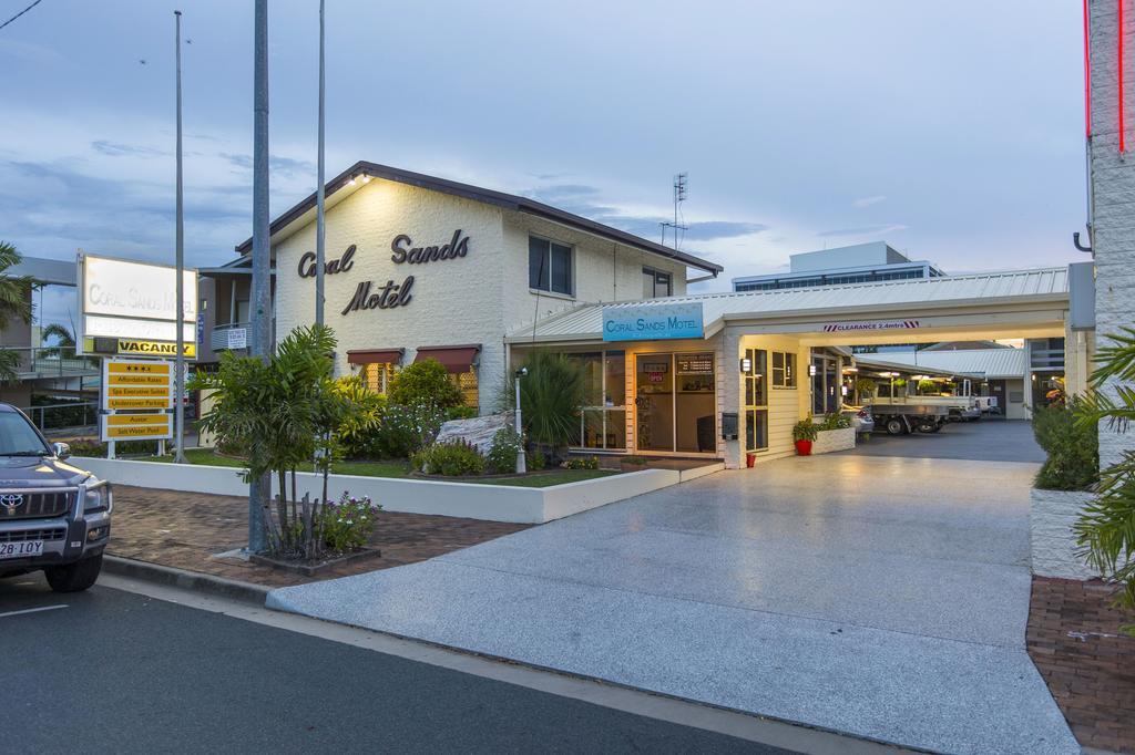 Coral Sands Motel Mackay Exteriör bild
